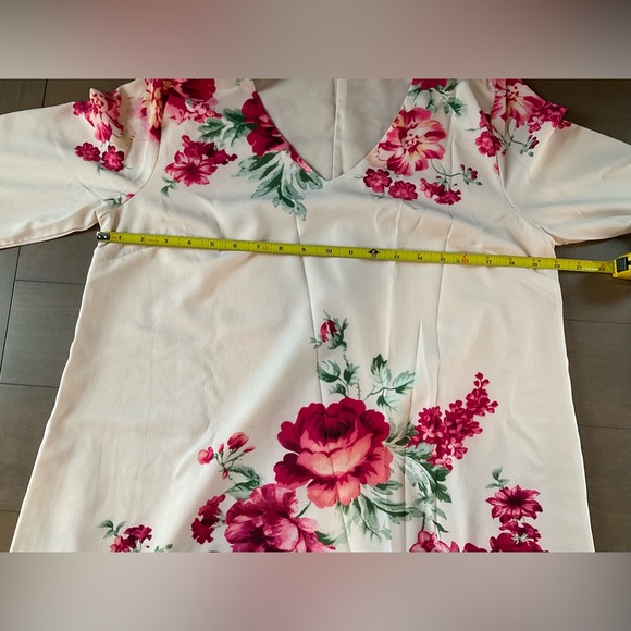UMGEE USA WOMENS FLORAL DRESS SIZE SMALL.  3/4 FLUTTER SLEEVE - Picture 8 of 9